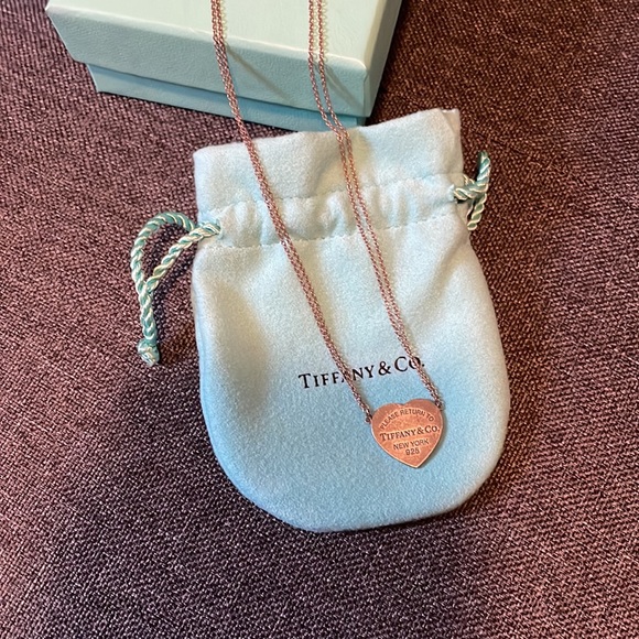 Double chain Tiffany and Co necklace - Picture 2 of 3